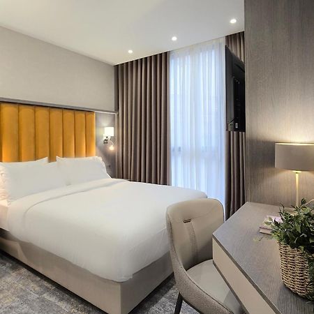 Griffin Hotel Тбилиси Екстериор снимка