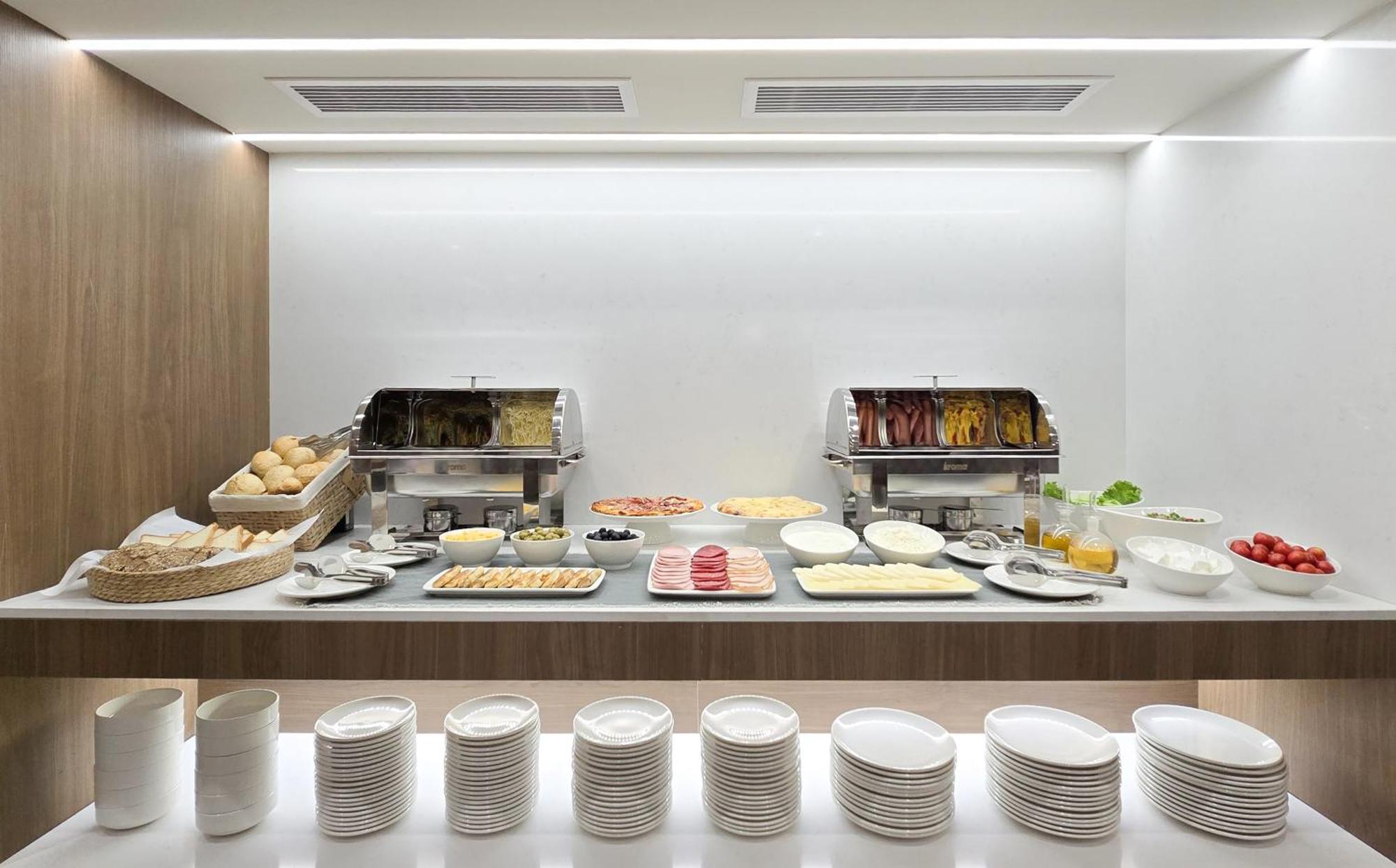 Griffin Hotel Тбилиси Екстериор снимка
