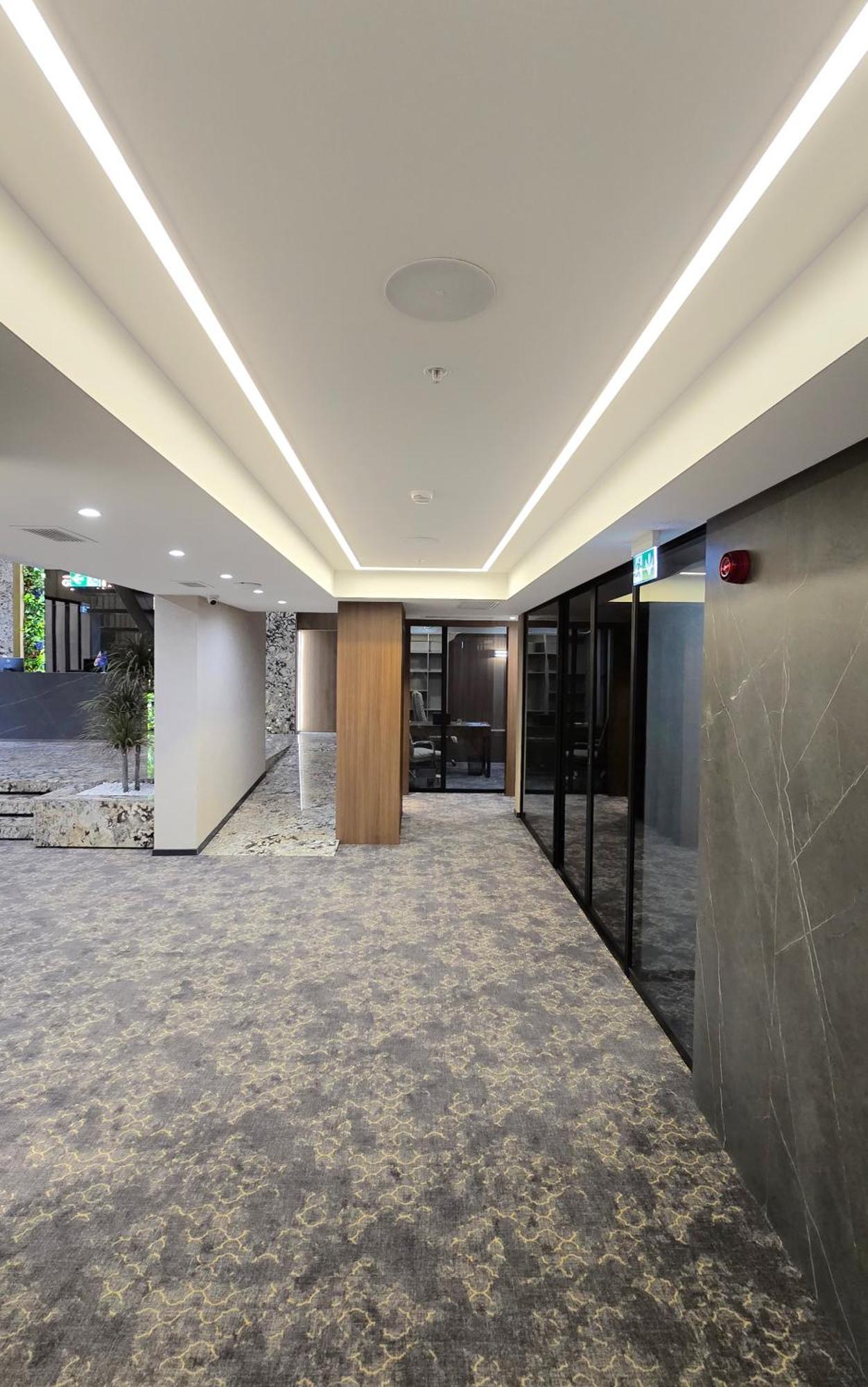 Griffin Hotel Тбилиси Екстериор снимка