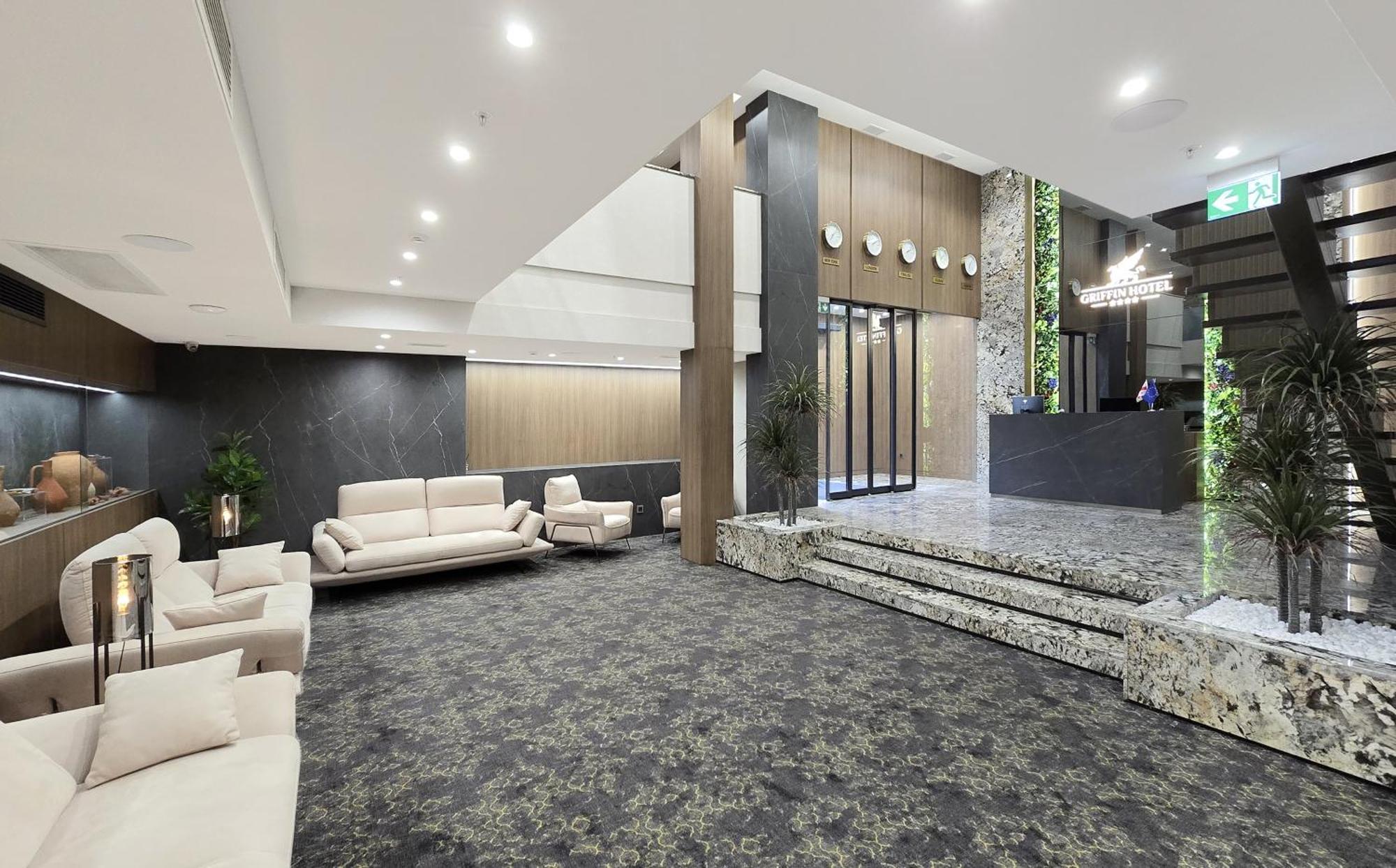Griffin Hotel Тбилиси Екстериор снимка