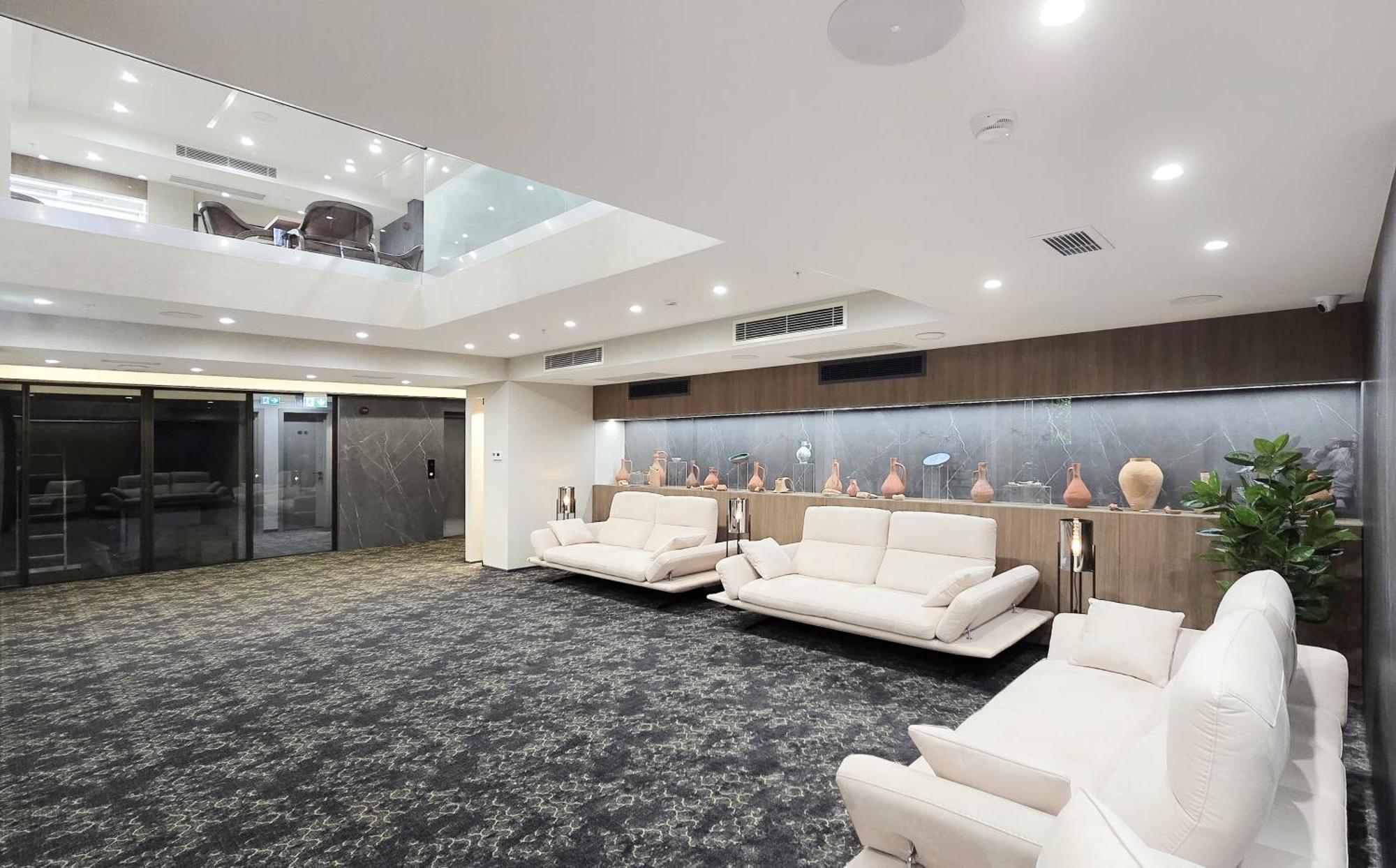 Griffin Hotel Тбилиси Екстериор снимка